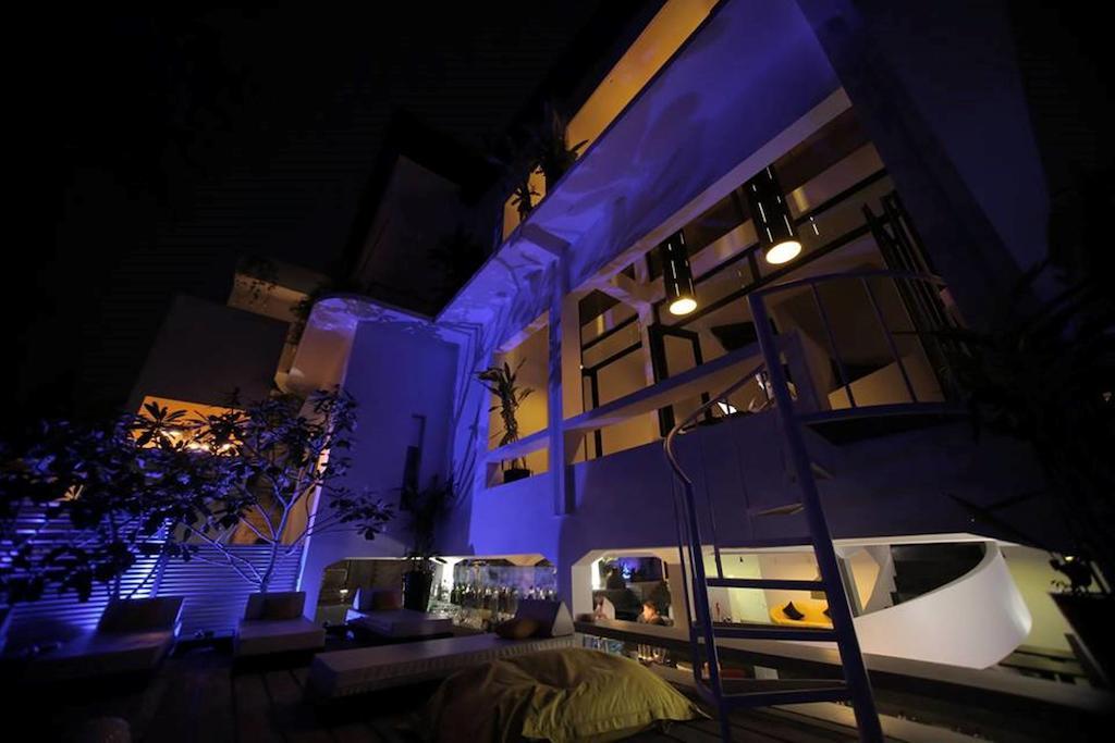 Arthur & Paul Phnom Penh Exterior photo