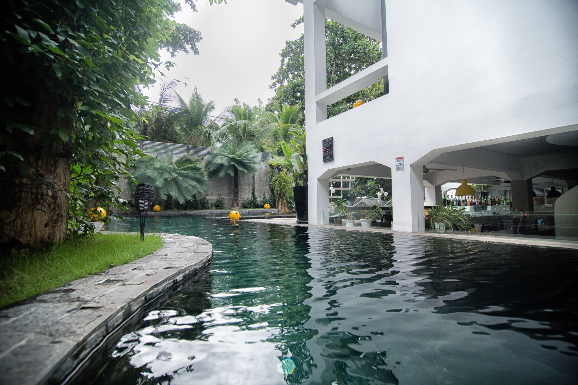 Arthur & Paul Phnom Penh Exterior photo
